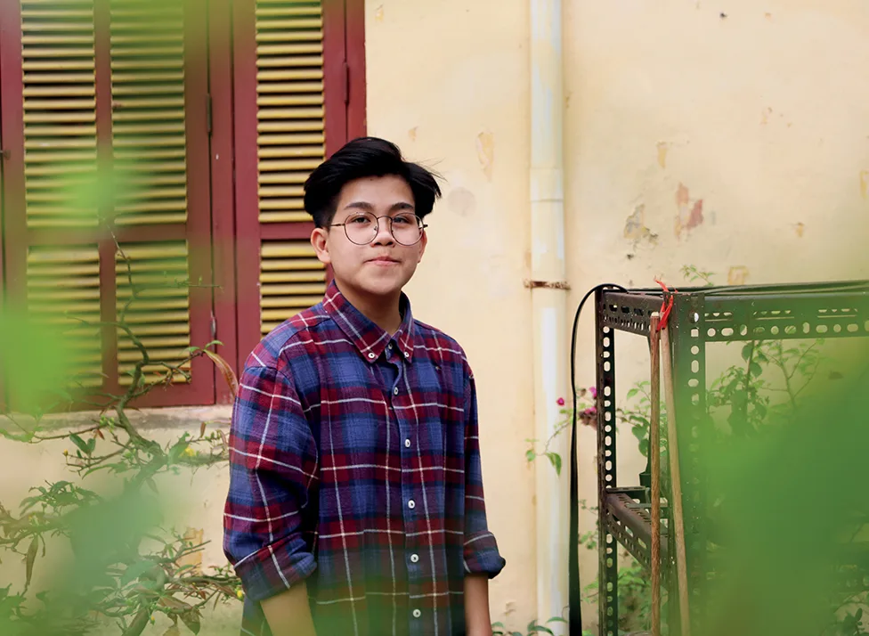 nghề nghiệp tương lai 1 cô nàng tomboy mặc áo caro