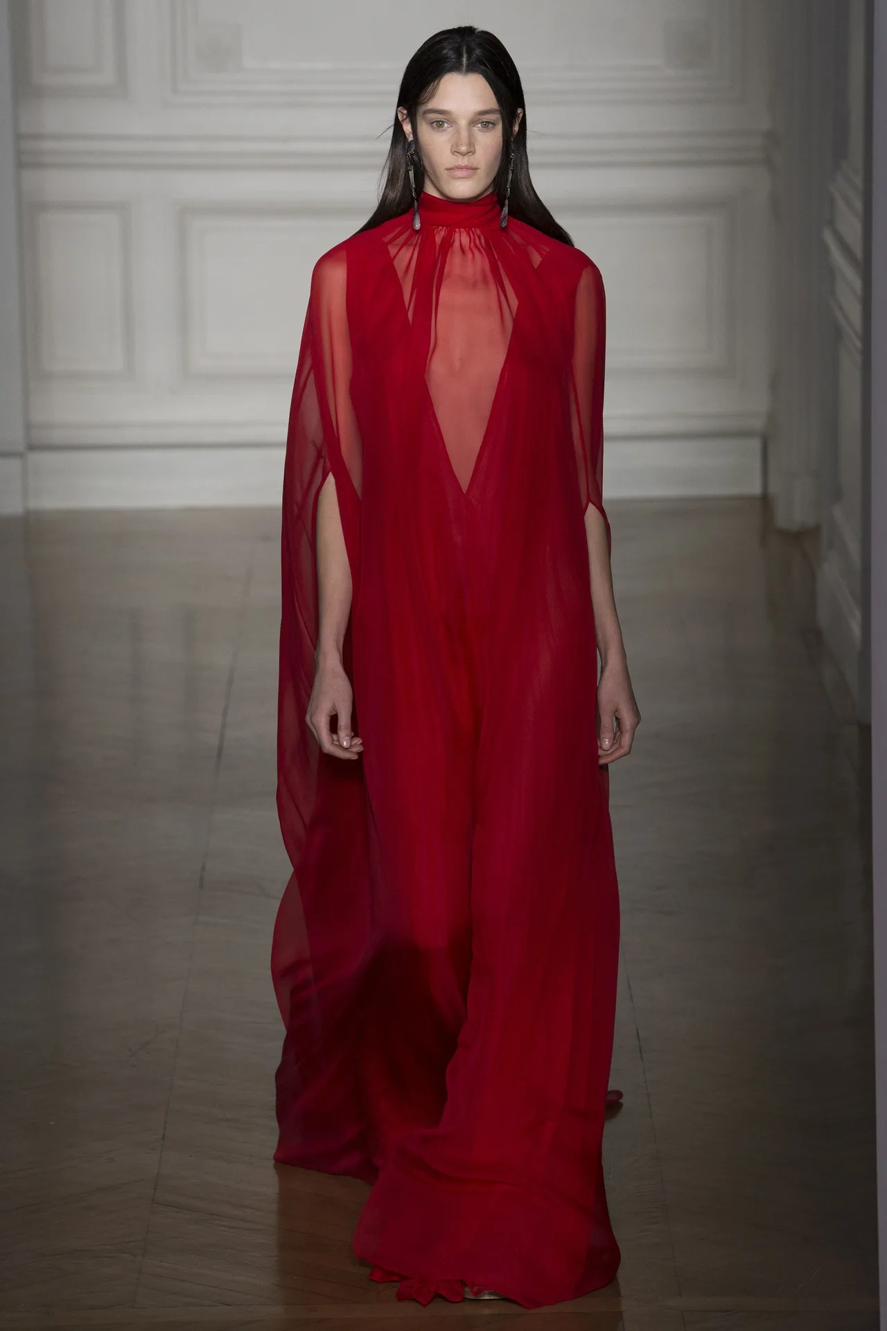 Những BST nổi bật tại tuần lễ Haute Couture Xuân-Hè 2017 - ELLE VN