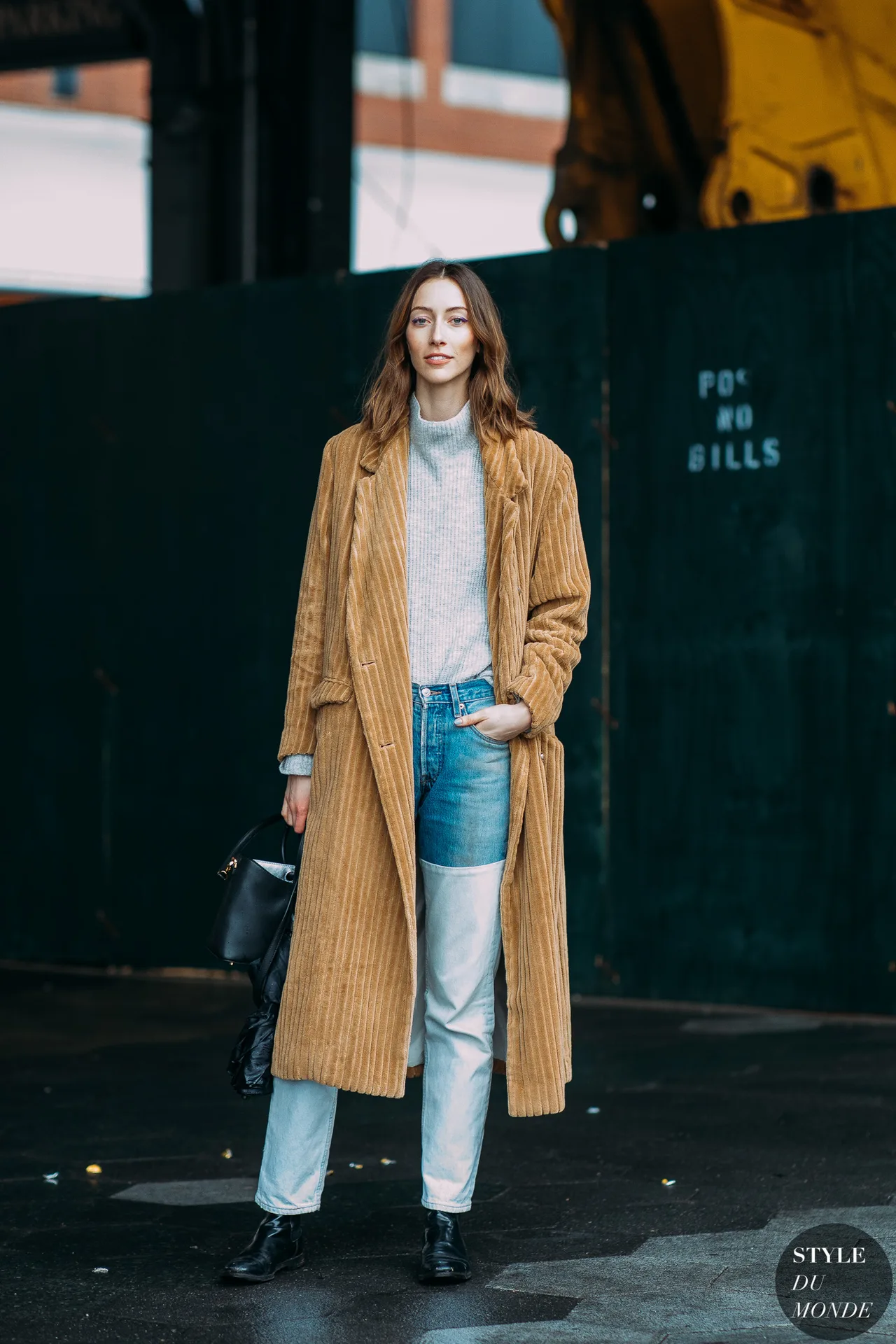 elle việt nam trang phục nhung kẻ 4