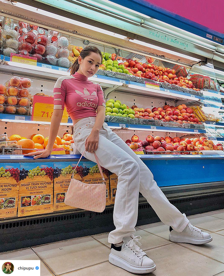 elle việt nam giày sneakers trắng chi pu