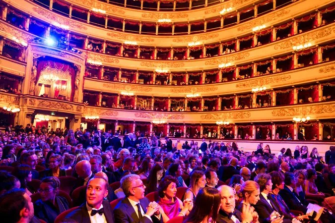 Siêu mẫu Gisele Bundchen chiến thắng tại Green Carpet Fashion Awards 2017 tại Italy Siêu mẫu Gisele Bundchen chiến thắng tại Green Carpet Fashion Awards 2017 tại Italy