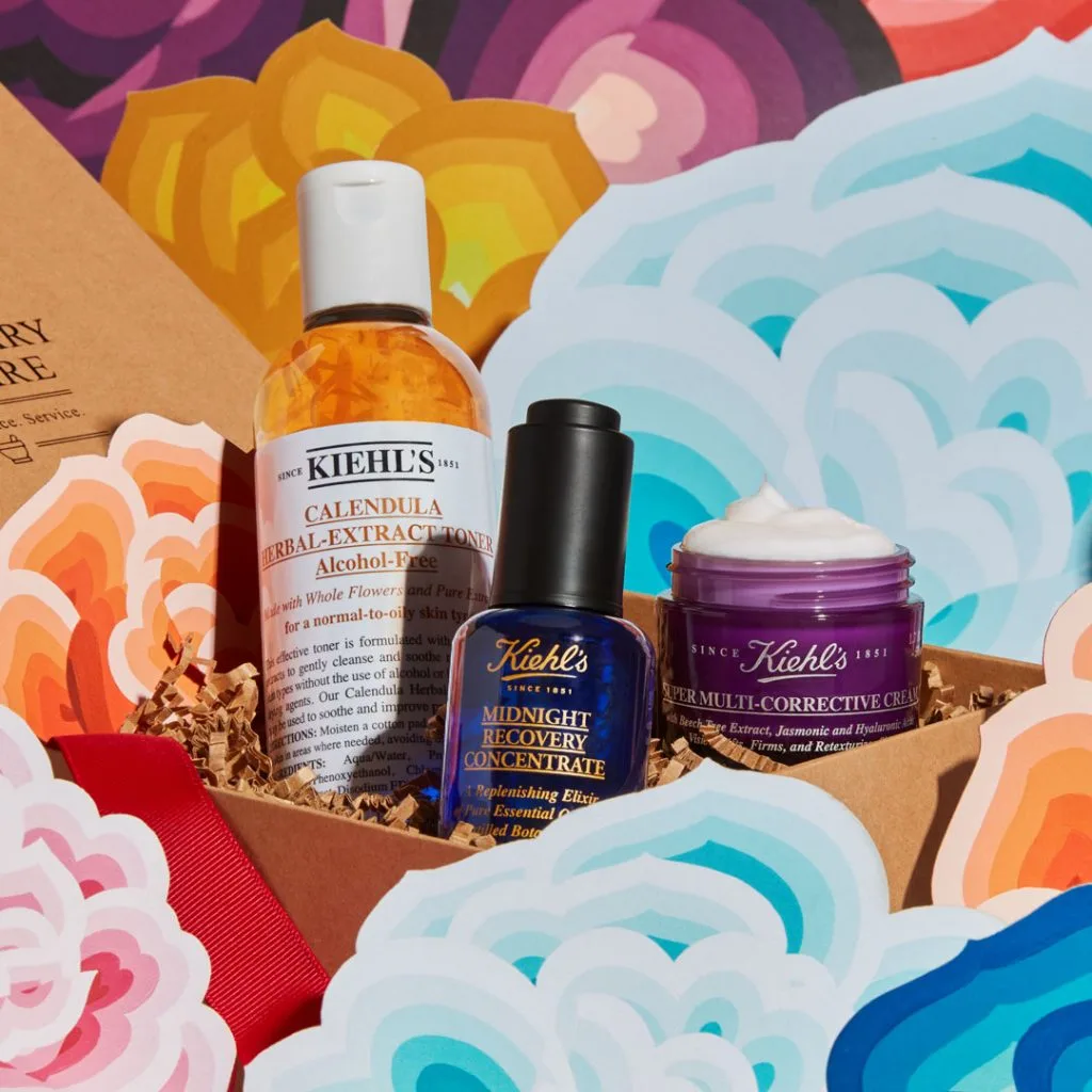 Ngày của mẹ-Bộ sản phẩm Kiehl's. Ngày của mẹ-Bộ sản phẩm Kiehl's.
