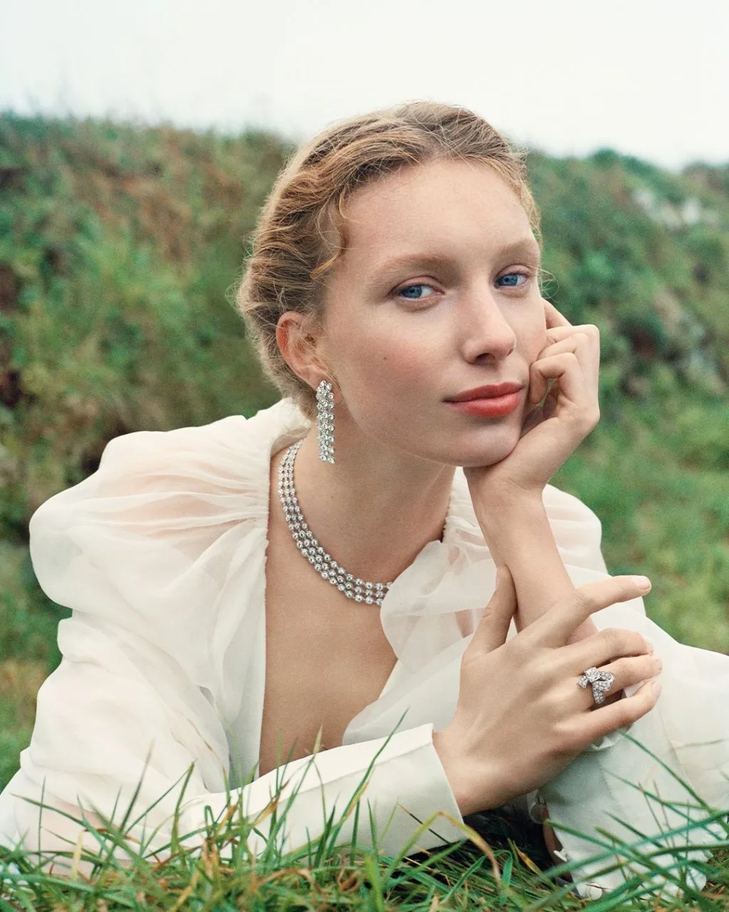 Van Cleef & Arpels – nơi tình yêu hóa thành nghệ thuật.