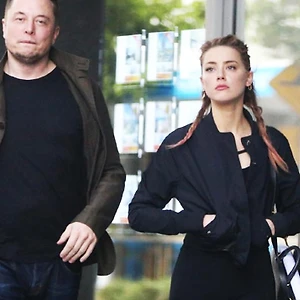 Có gì thú vị trên trang Instagram của Elon Musk, bạn trai tỷ phú của Amber Heard?