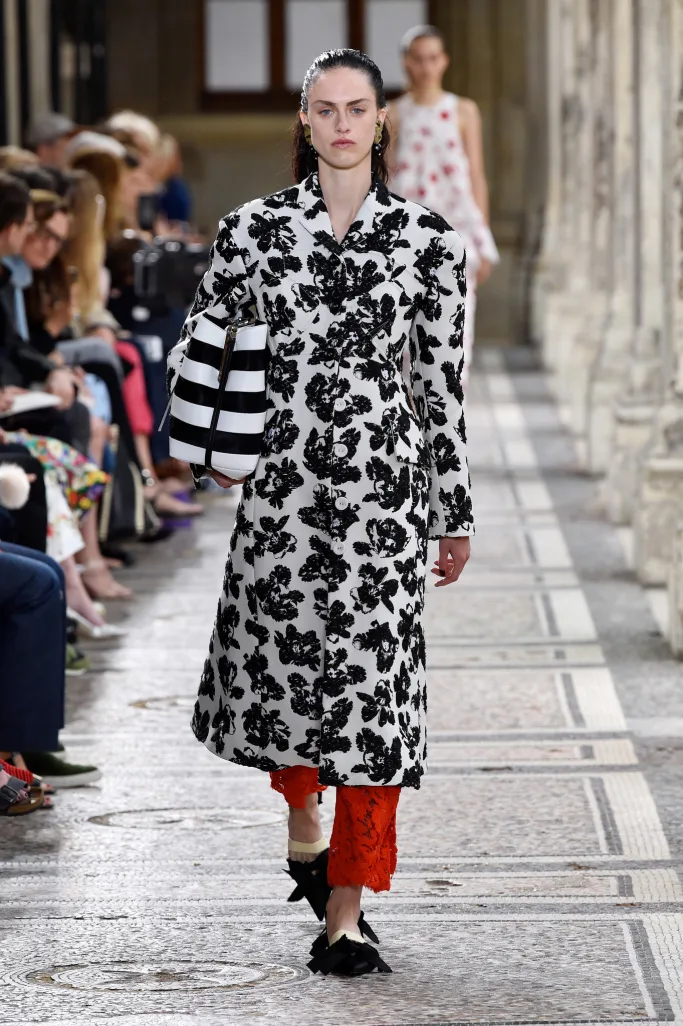 Proenza Schouler ấn tượng tại Paris Haute Couture