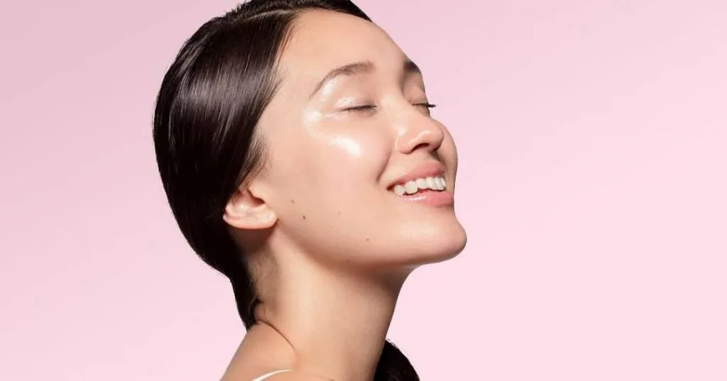 Dầu thiên nhiên giúp làm sạch mụn đầu đen hiệu quả Dầu thiên nhiên giúp làm sạch mụn đầu đen hiệu quả