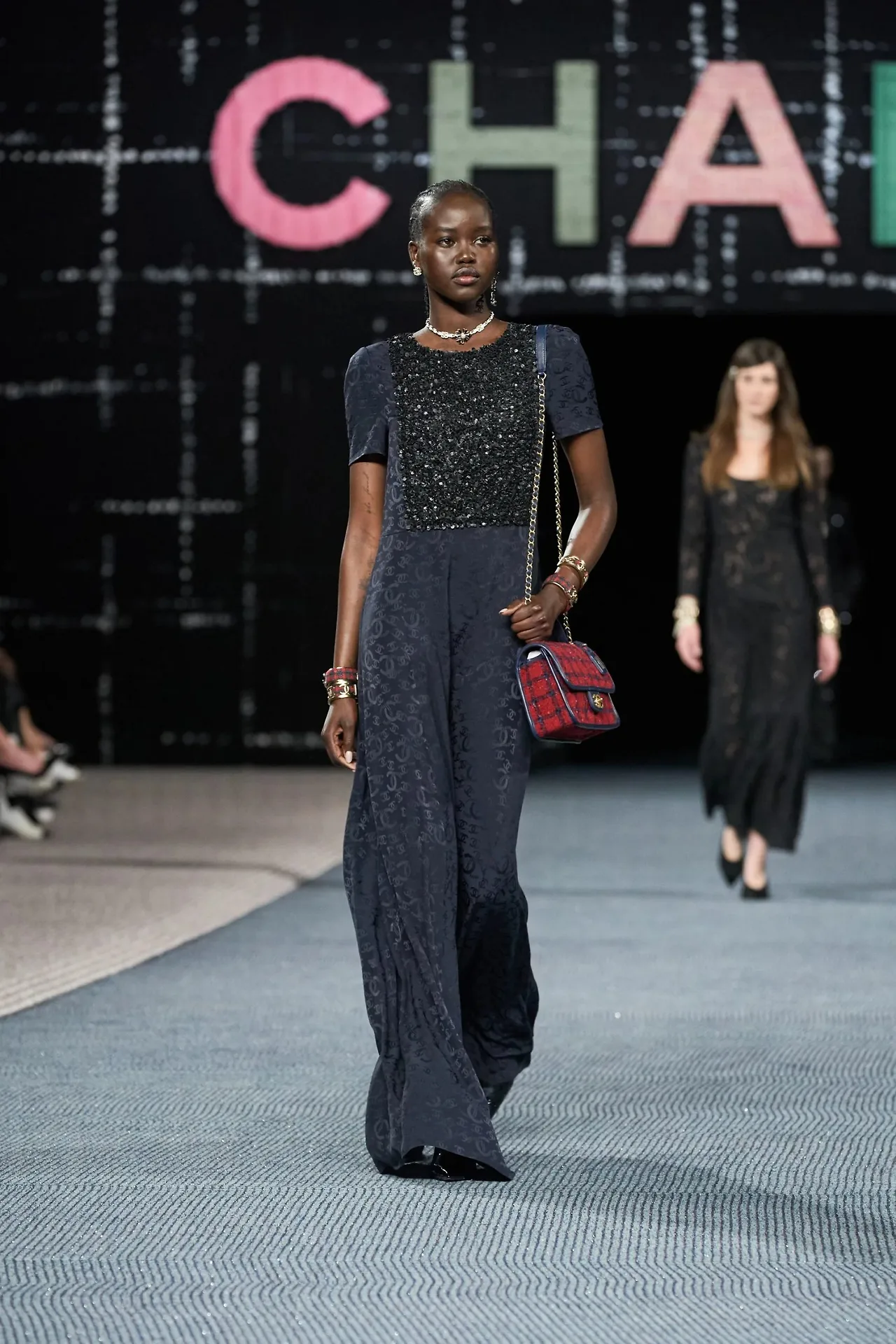 Chanel RTW Thu Đông 2022 look 67