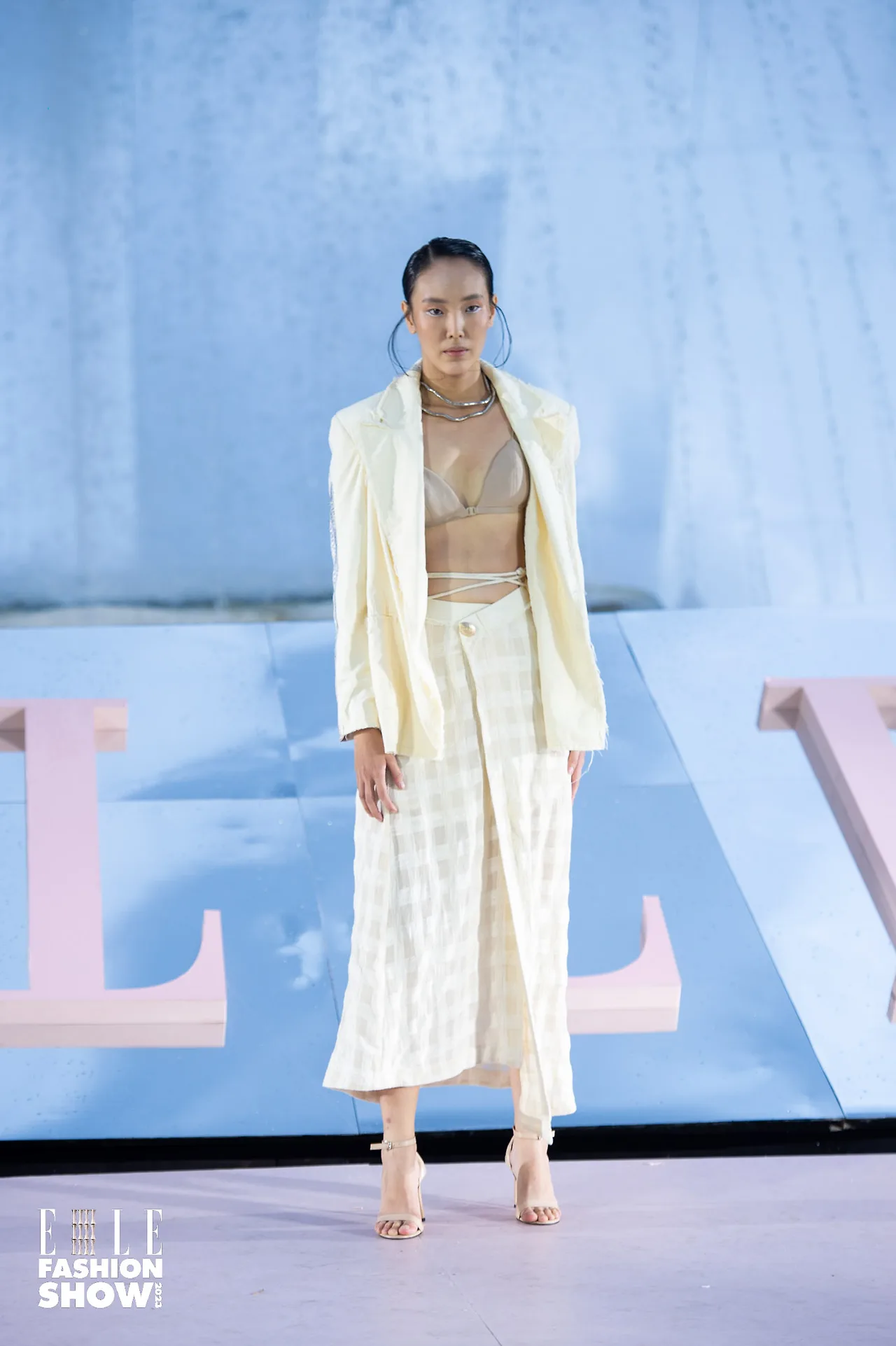 elle fashion show 2023 khaar