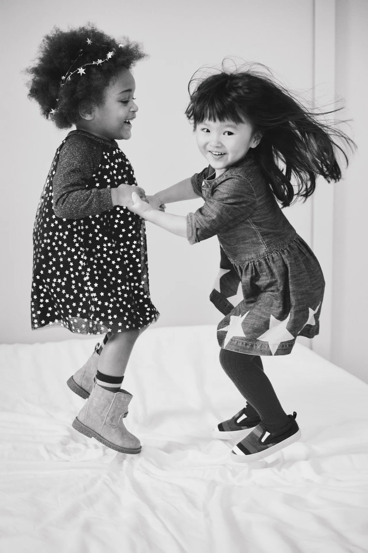 GAP TUNG BỘ SƯU TẬP MỚI CHO KỲ NGHỈ LỄ 2016 - ELLE VN