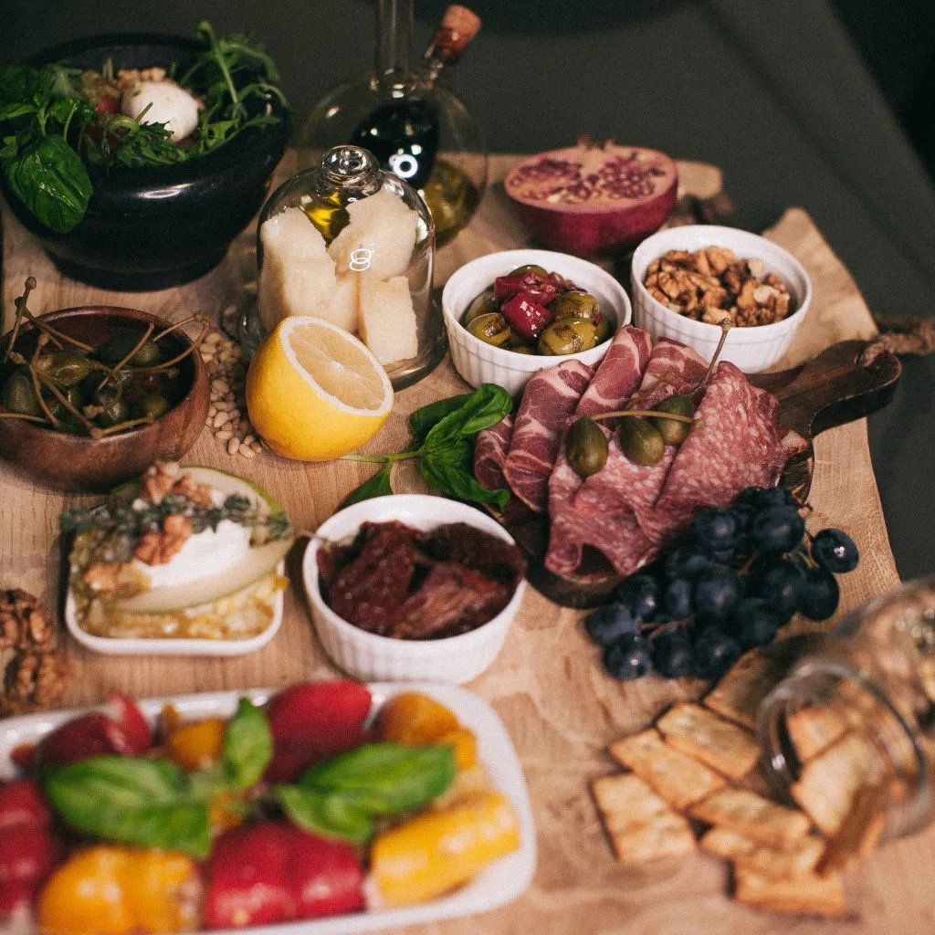 Bí quyết làm thon gọn mặt bằng việc cắt giảm carbs tinh chế Bí quyết làm thon gọn mặt bằng việc cắt giảm carbs tinh chế
