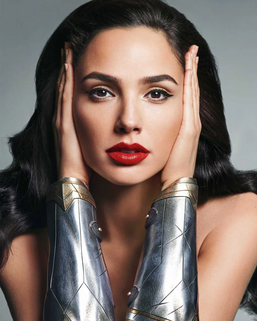 phong cách trang điểm của gal gadot phong cách trang điểm của gal gadot