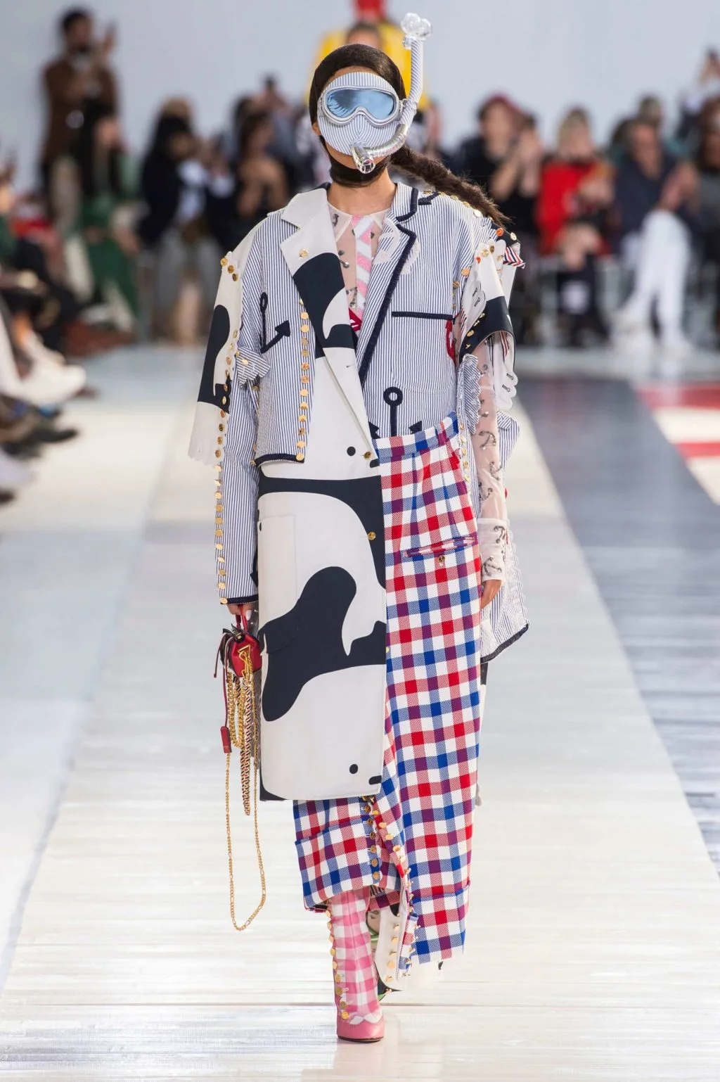 Thom Browne - phong cách camp Met Gala Thom Browne - phong cách camp Met Gala