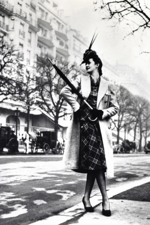 Vintage Paris Street Style