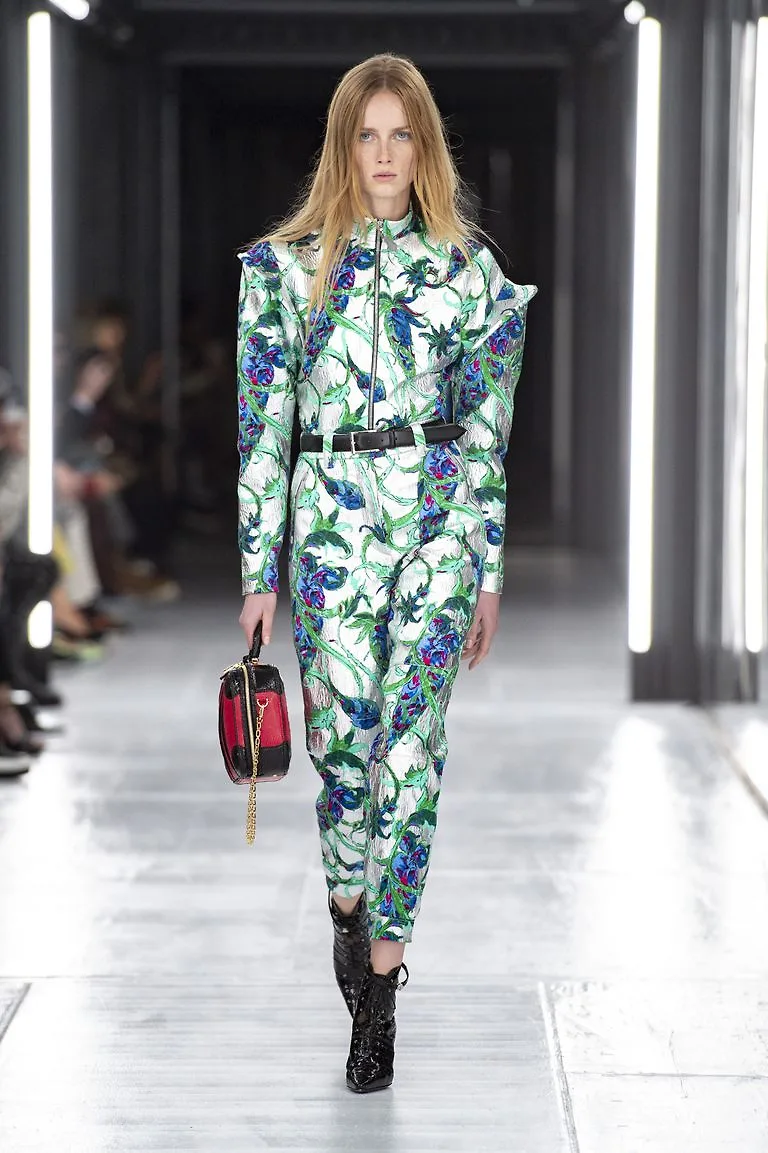 Bộ sưu tập Louis Vuitton9
