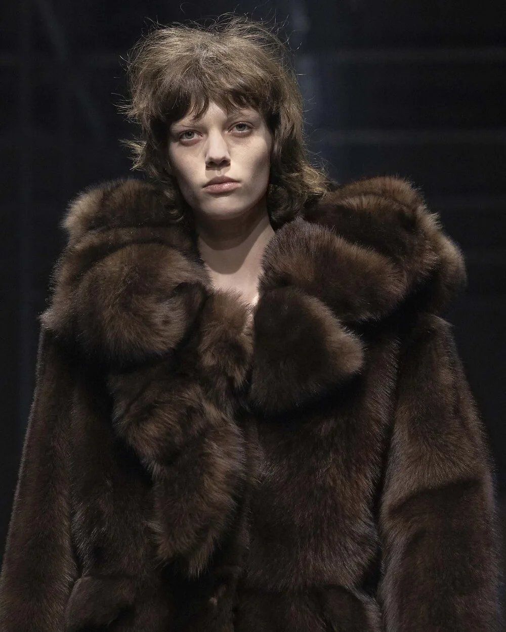áo lông thú Prada Thu-Đông 2025
