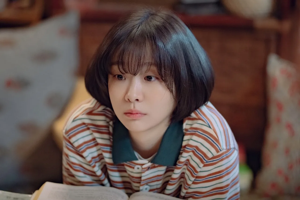 Kim da mi vai Go Yeong Rye trong phim hàn trăm mảnh ký ức vietsub a hundred memories