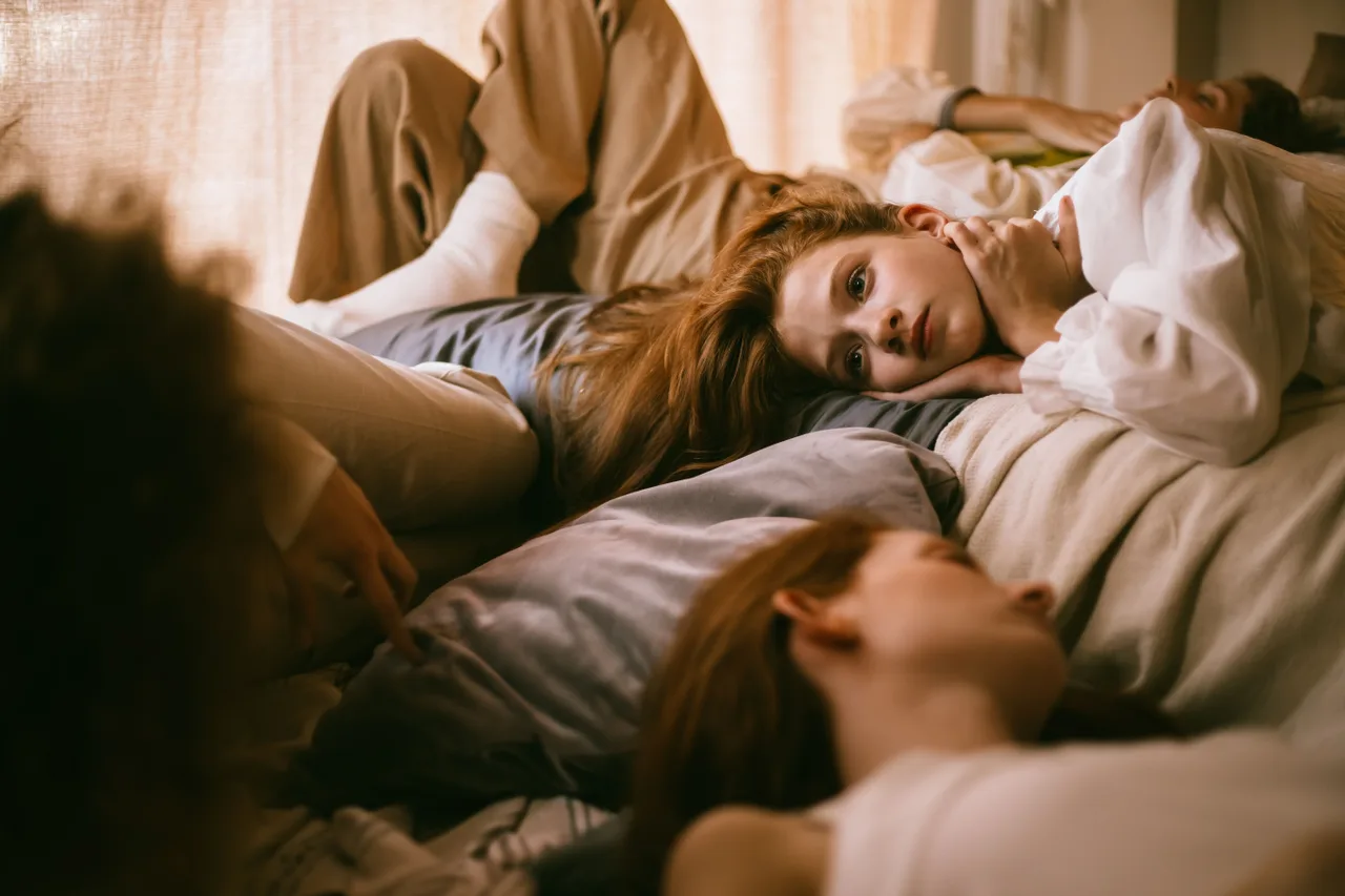 people pleasing: Bạn có đang quá cố gắng để làm hài lòng người khác?