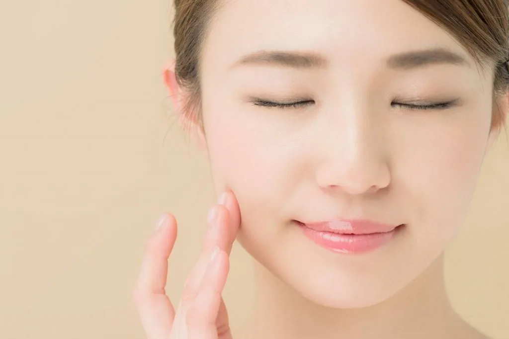 miếng dán trị mụn 14
