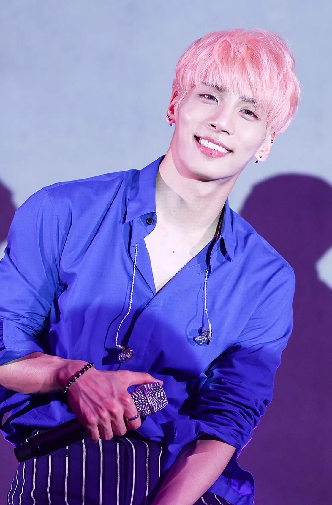 Nam ca sĩ JONGHYUN của SHINee qua đời, nỗi mất mát to lớn của nền âm nhạc Hàn Quốc Nam ca sĩ JONGHYUN của SHINee qua đời, nỗi mất mát to lớn của nền âm nhạc Hàn Quốc