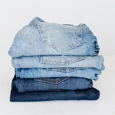 5 cách chăm sóc quần jeans để luôn bền màu, giữ phom