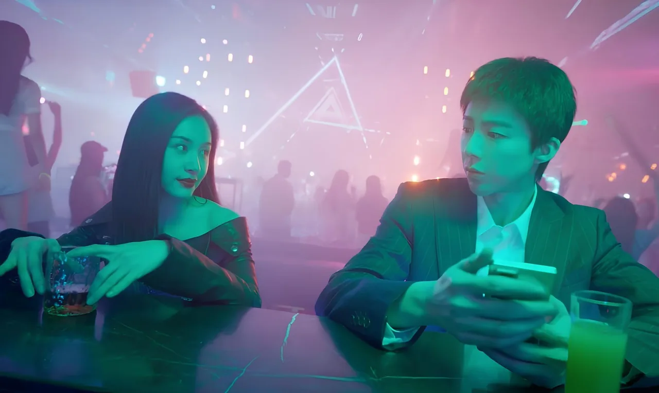 Vương Tử Văn trong vai Liêu Hề và Lưu Vũ Ninh vai Tiểu Bối trong phim Bụi Hoa Hồng