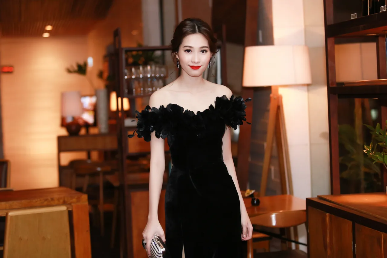 Khôn khéo như Đặng Thu Thảo mới lấy được tấm chồng tốt?