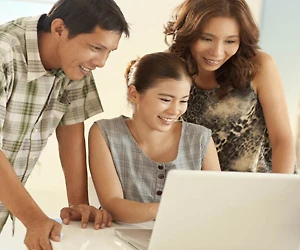 Khi bố mẹ là bạn facebook