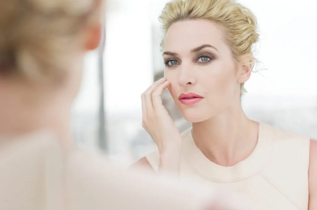 Bí quyết chăm sóc da của Kate Winslet Bí quyết chăm sóc da của Kate Winslet