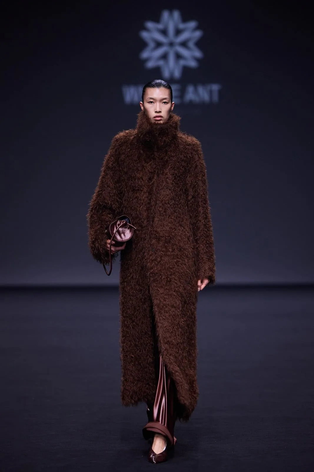 BST White Ant Thu-Đông 2026