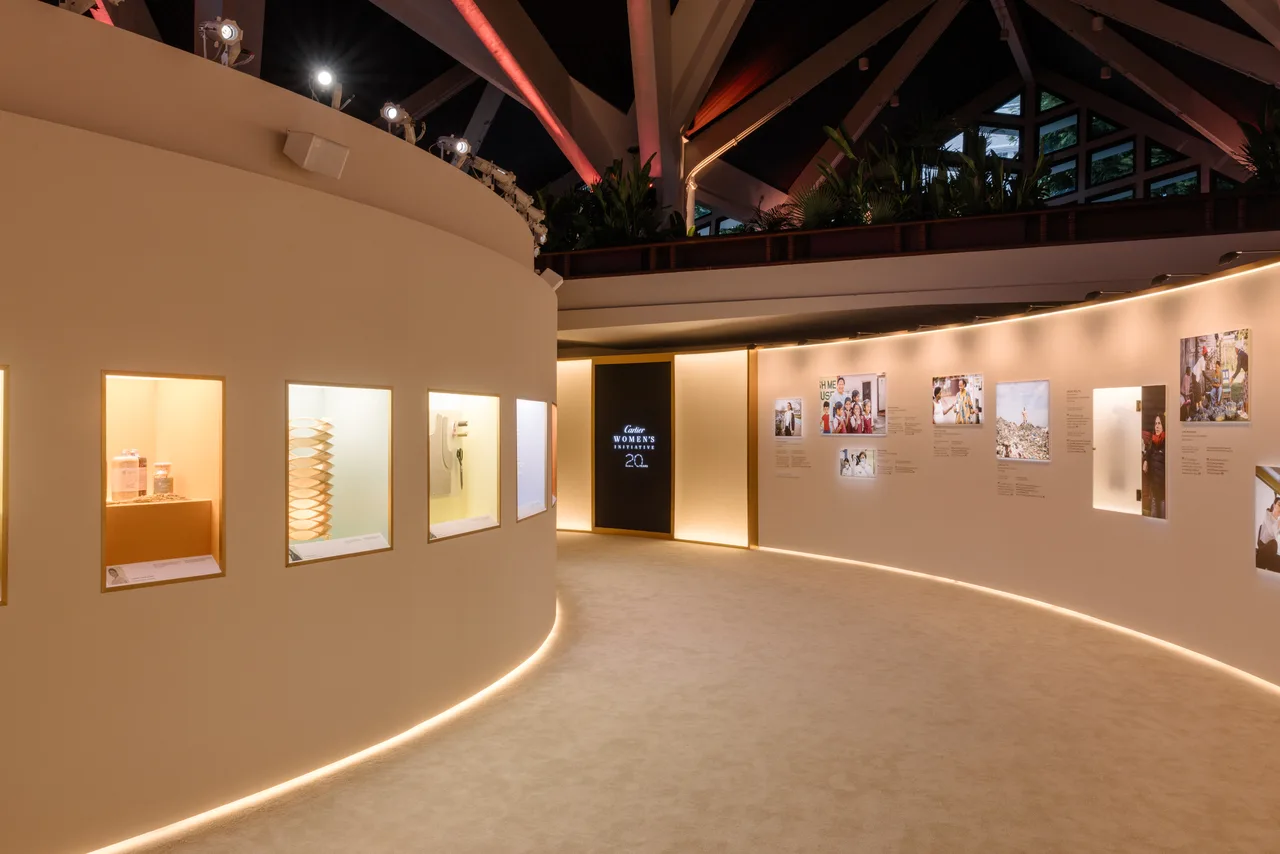 Không gian triển lãm những dự án của các
nữ doanh nhân trong cộng đồng Cartier
Women's Initiative tại trường đại học
Chulalongkorn, Bangkok.