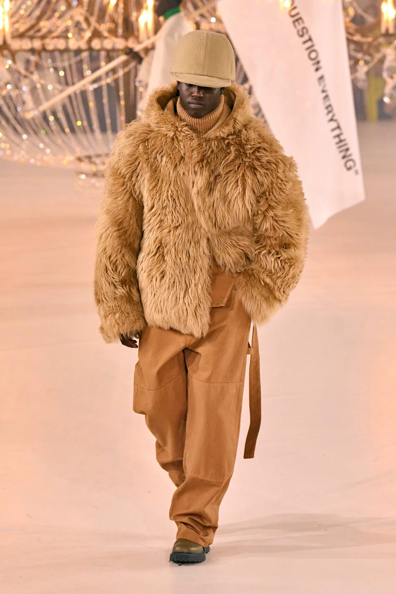 Off-White Thu Đông 2022 look 35