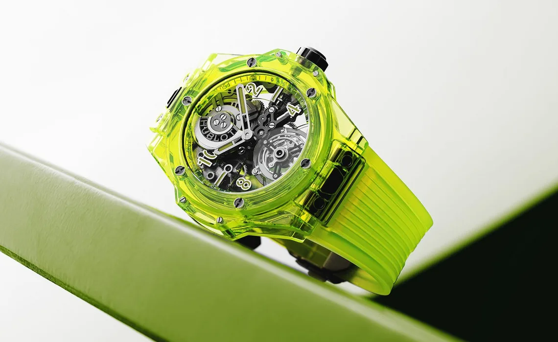 (3) Đồng hồ Big Bang Tourbillon Automatic
Yellow Neon Saxem HUBLOT