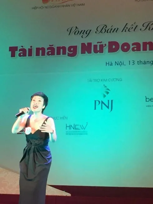 Thí sinh Hoàng Phương - Giám đốc công ty Digivision với ca khúc Ký ức Dòng sông nhận được sự đánh giá cao của Ban Giám Khảo để tiếp tục bước vào vòng trong
