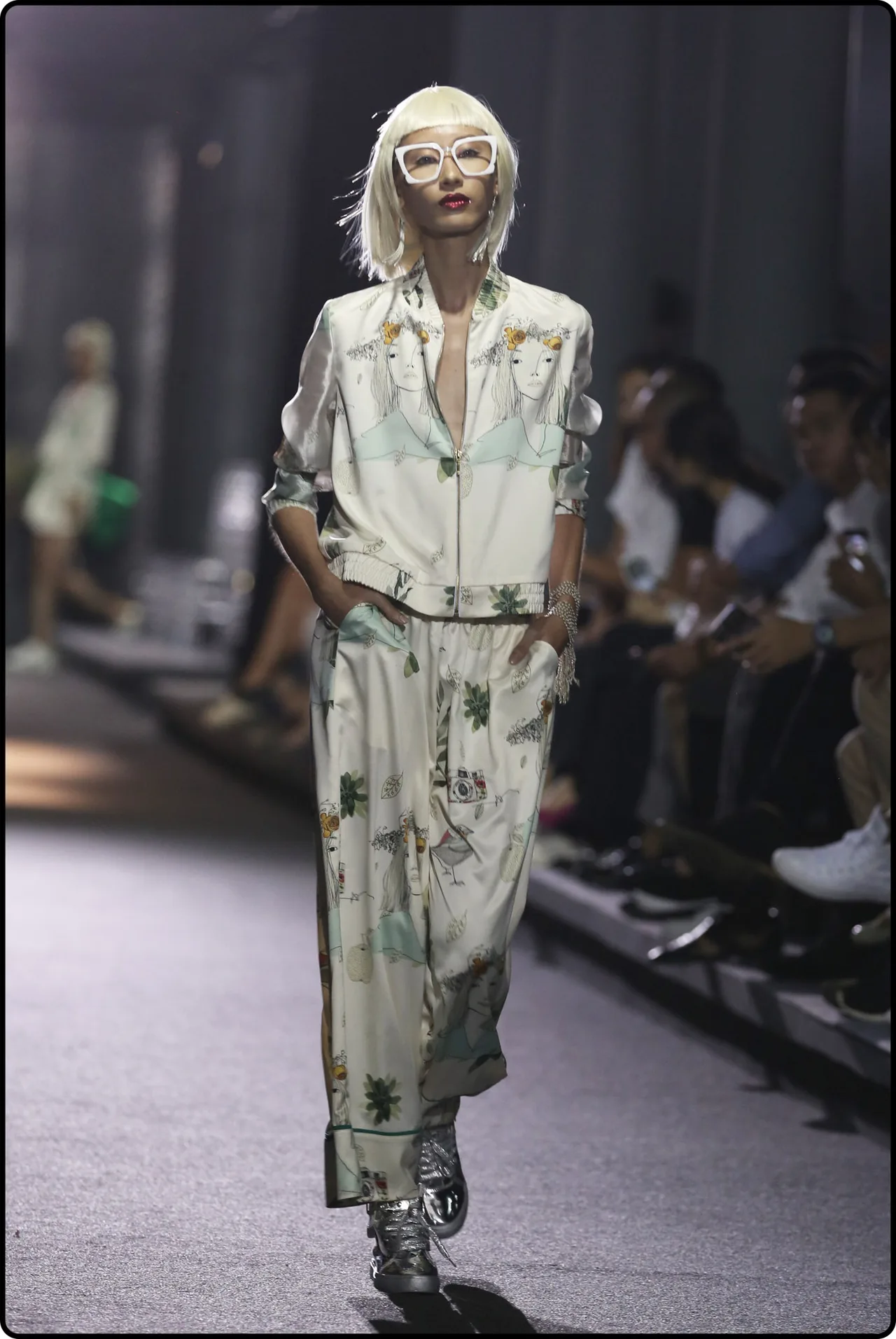 4 bst noi bat tai vdfw - ellevietnam 14