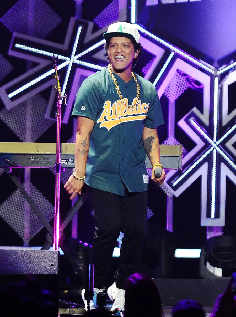 Billboard Music Awards 17