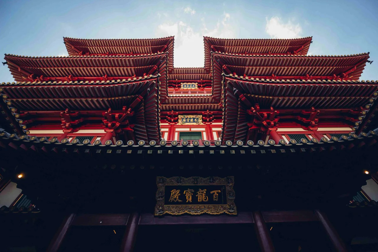phụ nữ du lịch singapore đền chùa