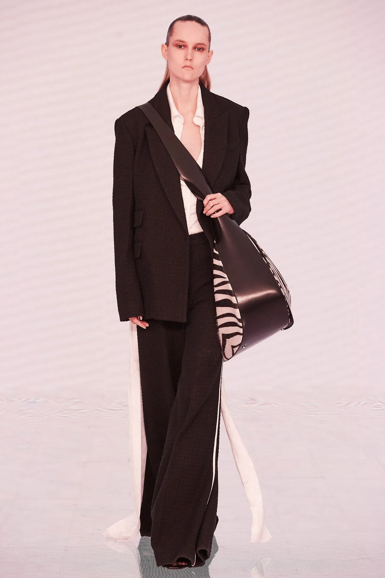 Peter Do Thu-Đông 2022 look 17