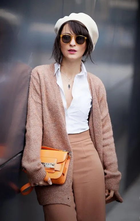 ELLE Style Calendar: Cách phối đồ cùng mũ beret (6/11-12/11) ELLE Style Calendar: Cách phối đồ cùng mũ beret (6/11-12/11)