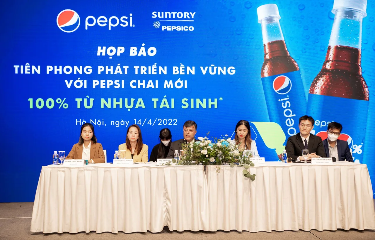 Đại diện Suntory PepsiCo Việt Nam trả lời đơn vị báo chí