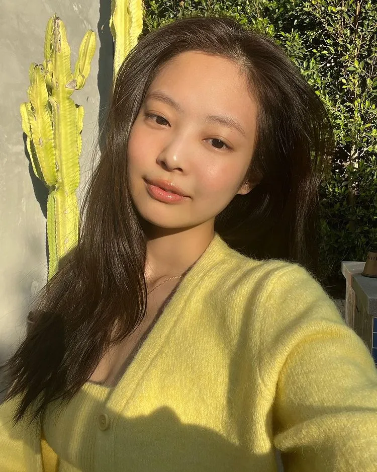 dưỡng ẩm làm đẹp da Jennie dưỡng ẩm cho làn da mịn màng