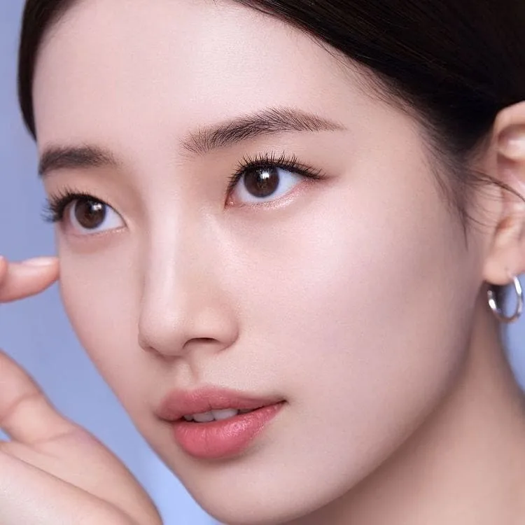Kết hợp kem nền với serum Kết hợp kem nền với serum