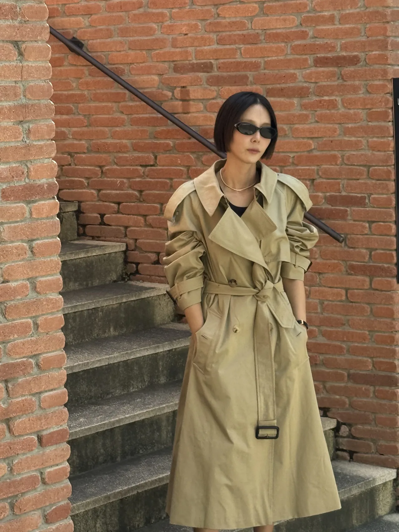 nayoungkeem diện trench coat Burberry