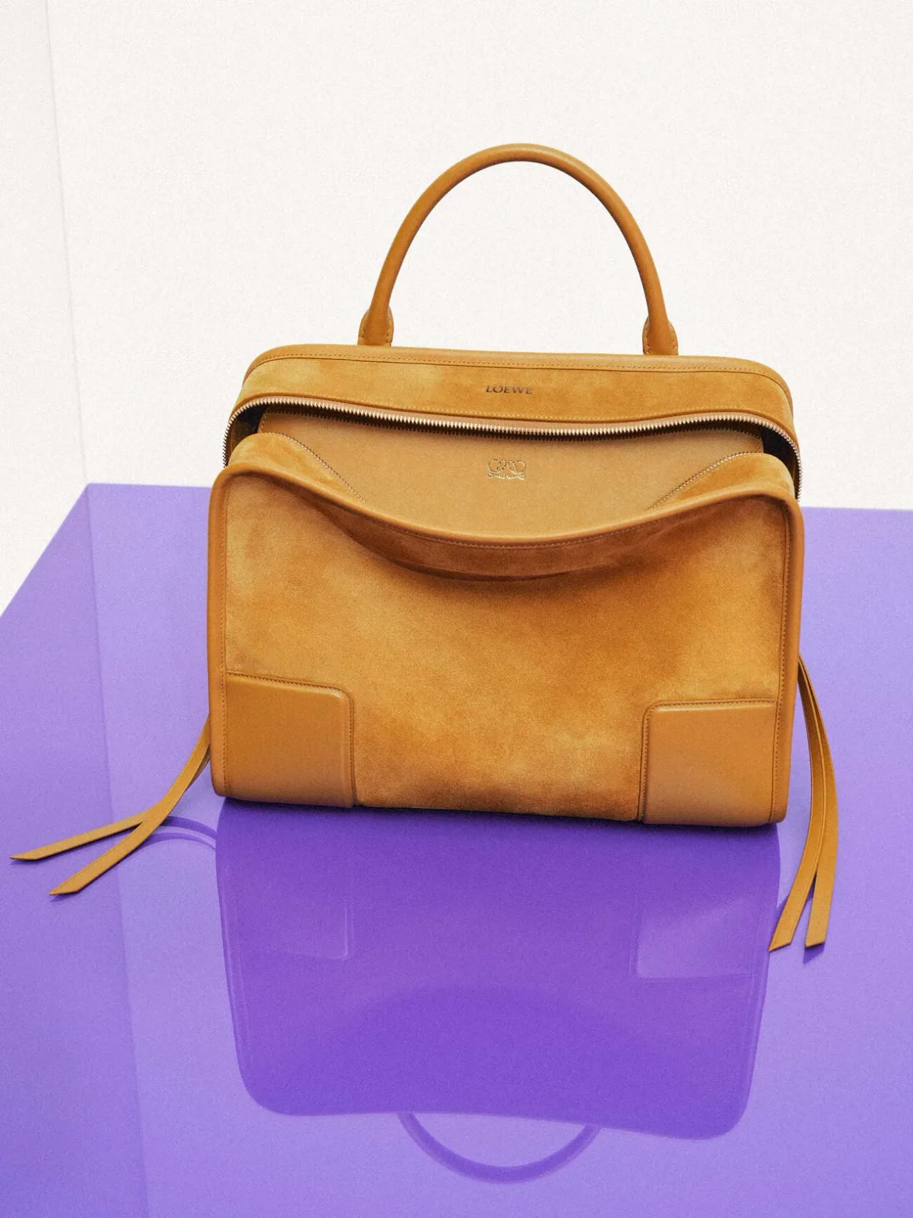 BST LOEWE Thu-Đông 2026