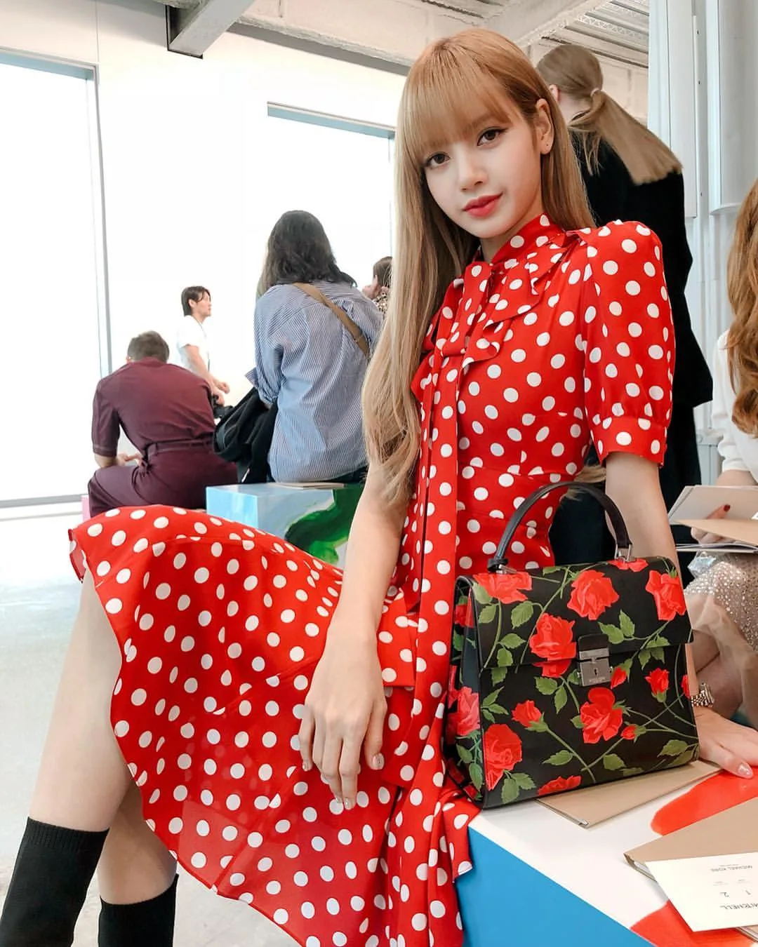 Cơn sốt Dotcake mang lại vẻ đẹp ngọt ngào, tươi trẻ và ngập tràn năng lượng.