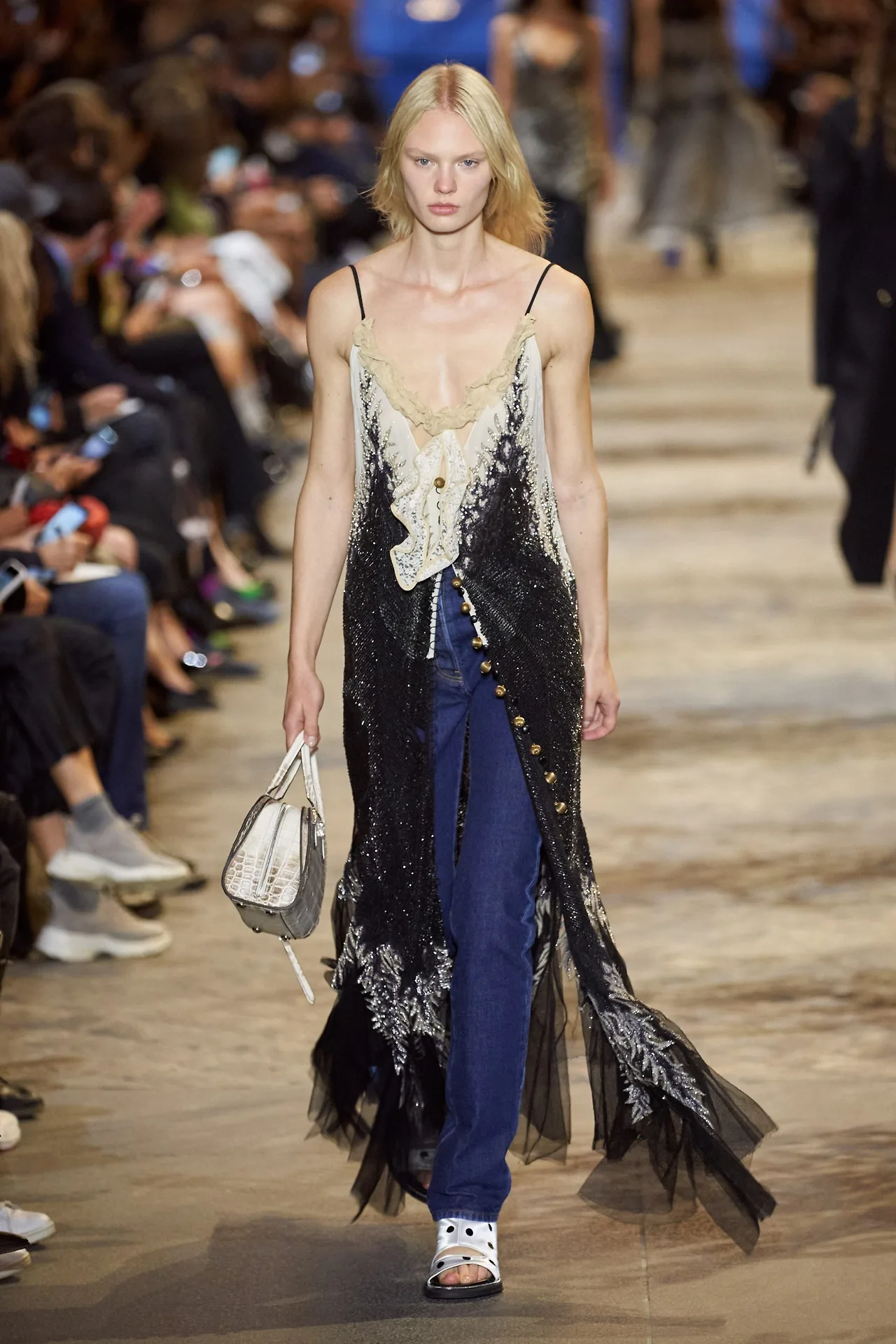 LV Look 16