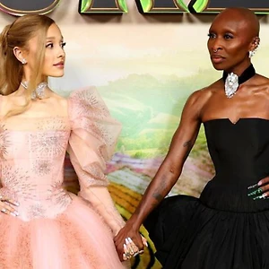 wicked premiere Ariana grande và Cynthia Erivo