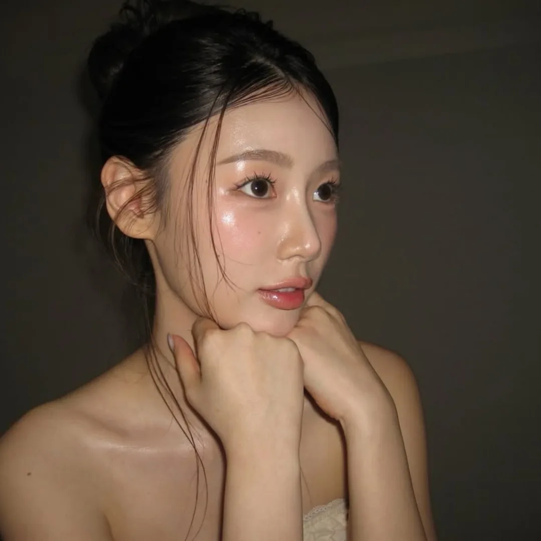Người mẫu sử dụng phương pháp nâng cơ trẻ hóa da