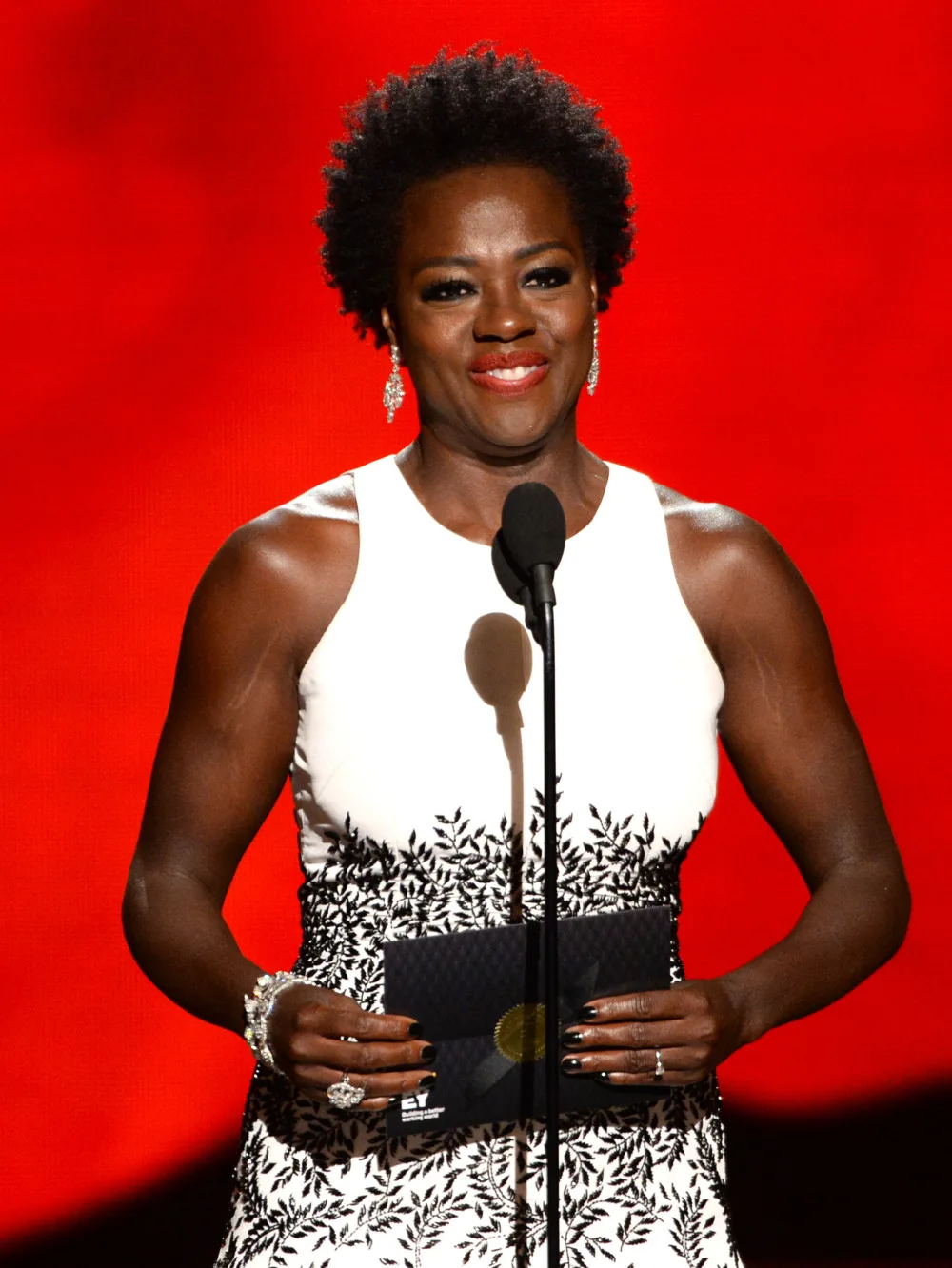 Nữ diễn viên xuất sắc Viola Davis Nữ diễn viên xuất sắc Viola Davis