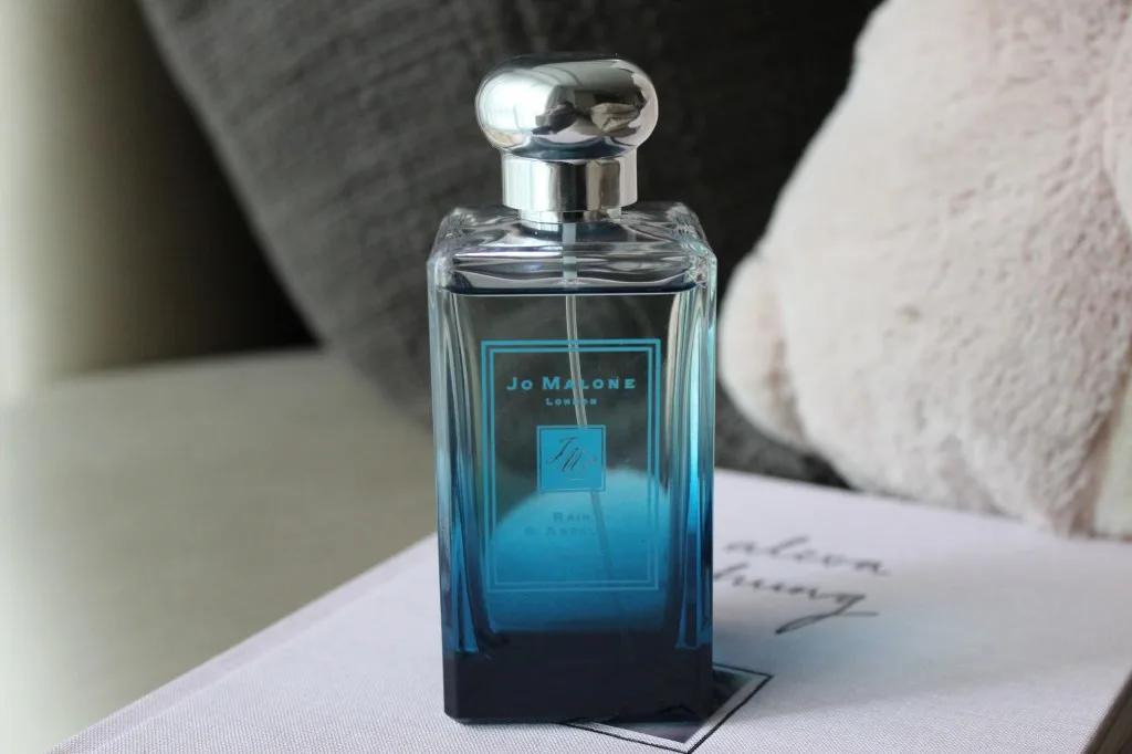 Rain & Angelica – mùi hương của cơn mưa London ngọt ngào lúc bình minh. nước hoa jo malone
