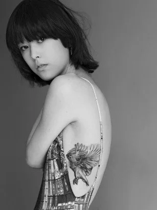 Mae-Lapres-elle-vn-tatto